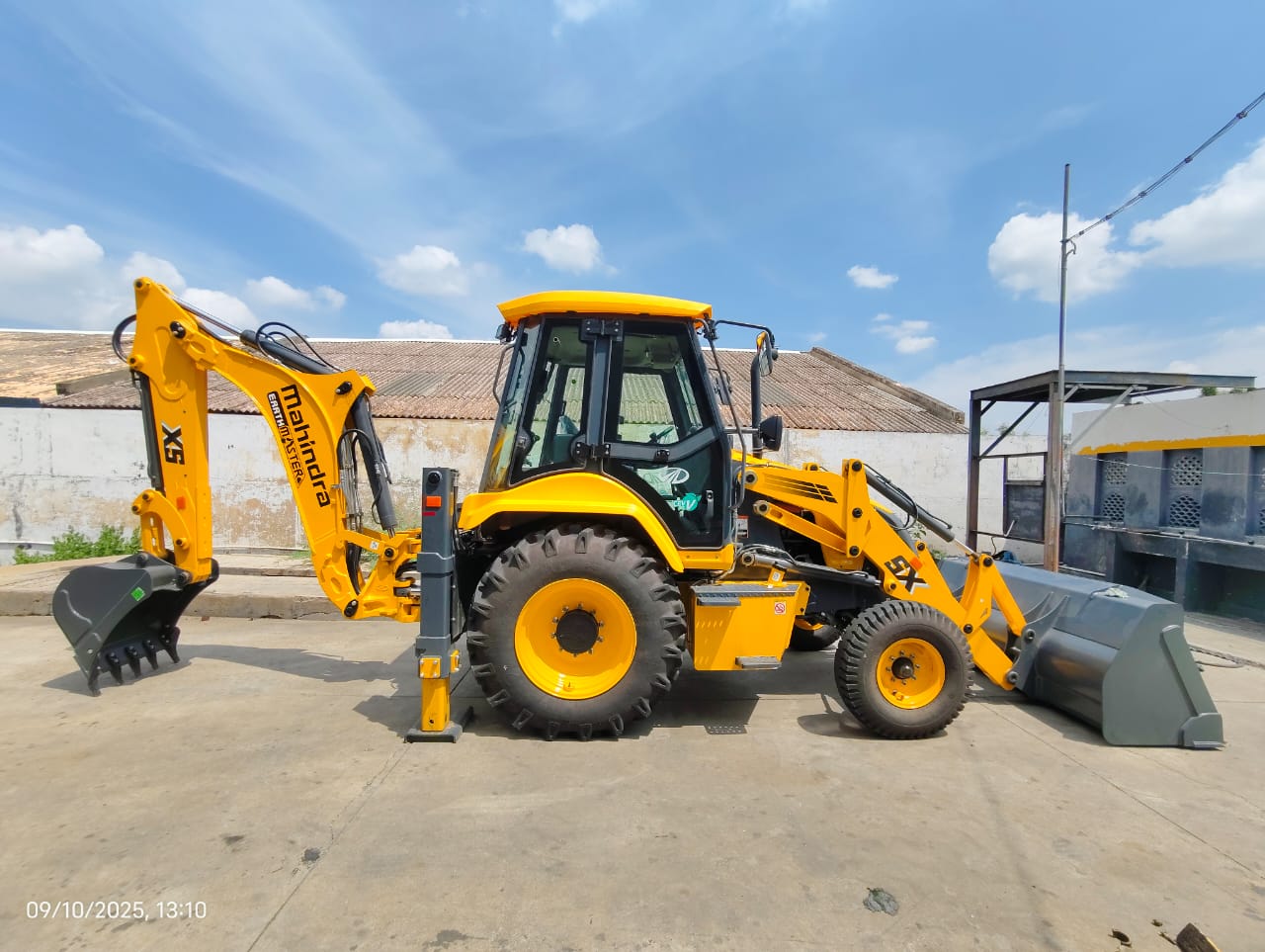 Mahindra Construction Equipments